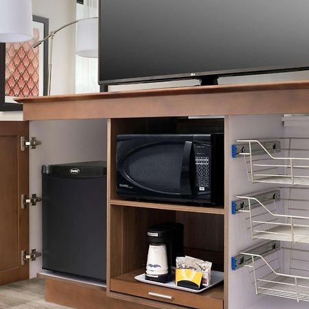 Hampton Inn & Suites San Antonio Lackland Afb Seaworld Esterno foto