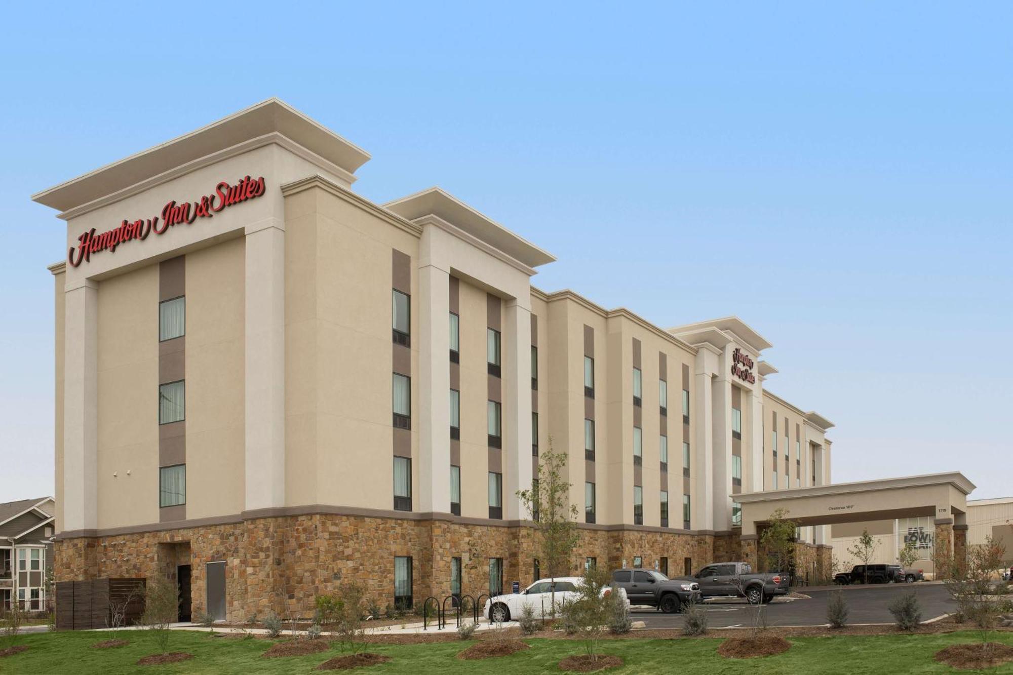 Hampton Inn & Suites San Antonio Lackland Afb Seaworld Esterno foto